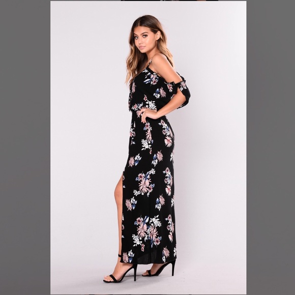 NWT black floral deep v maxi dress - Picture 3 of 7